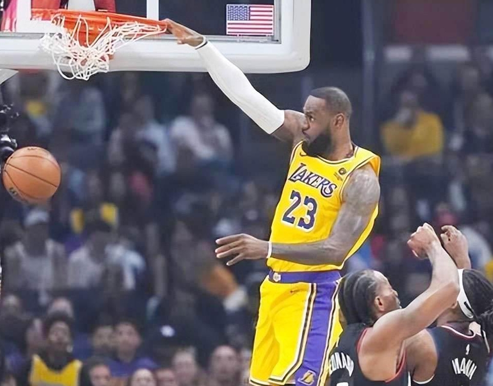 NBA还有很多纪录等着詹姆斯去打破，虽然已经40岁了，还在战斗