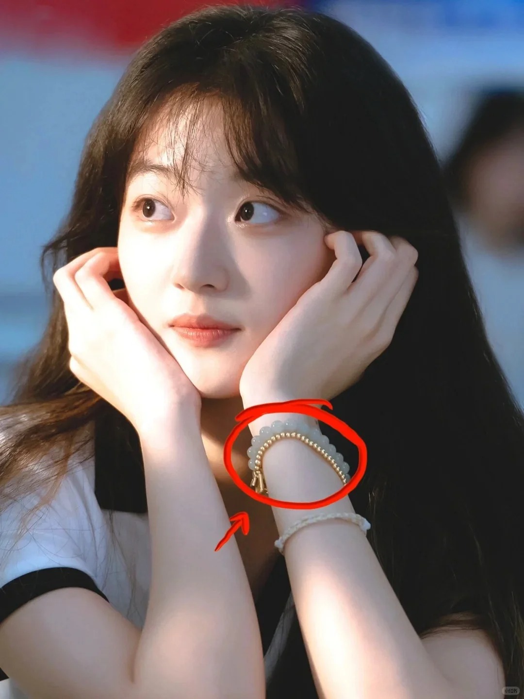 建议这么戴手串，因为。。。
真的很好看啊！
想看看姐妹们平常是怎么叠戴的呀