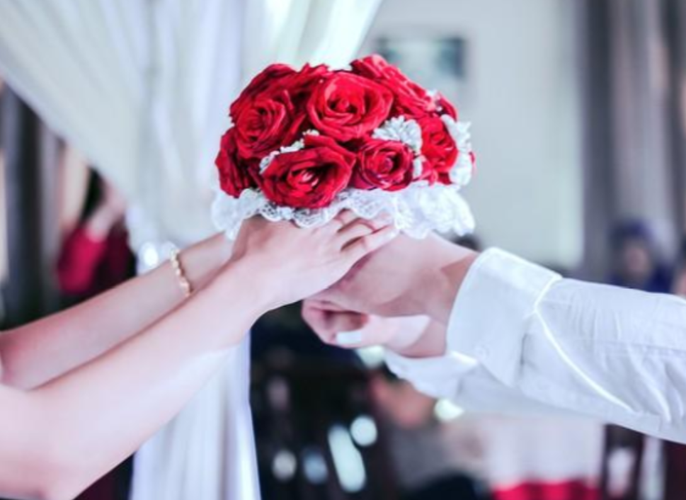 2021年，云南昭通，一女子收取176000元彩礼后和男方结婚，但一个月不到，女
