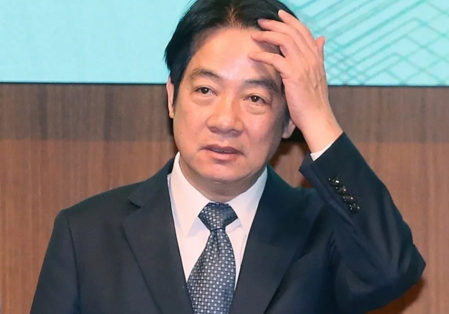 民进党当局被狠狠的泼了一盆冷水！11月21日，中国和巴西发表联合声明。该声明作出