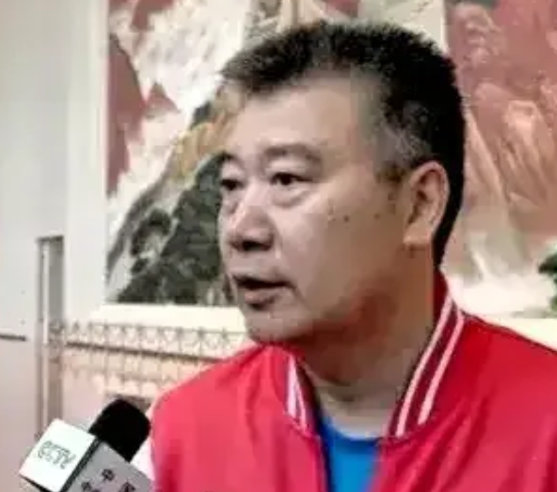 深圳乒乓球亚洲杯忽然发现两个奇怪的现象

一、李隼指导缺席，如此重要的洲际比赛，