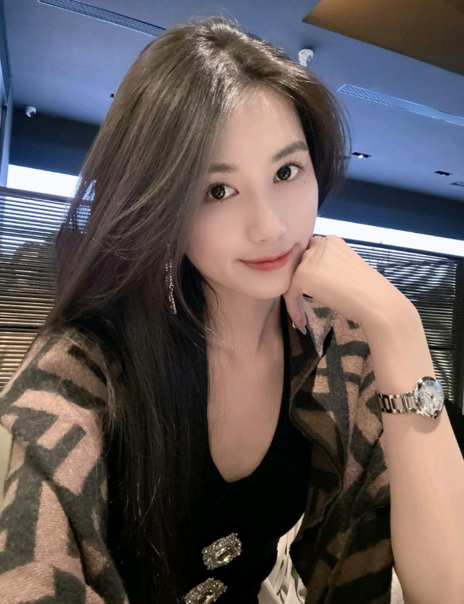我三十多岁怎么了，离婚的男人我是不会考虑的，别找我