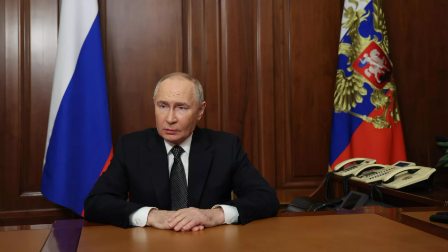 普京警告乌克兰。他对国防部和技术人员成功发射“榛树”表示祝贺，同时他提醒将继续测