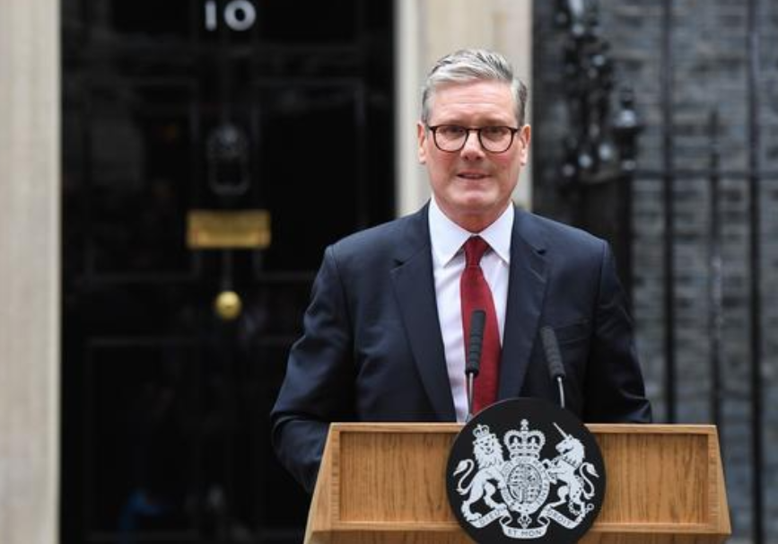 俄军发射中导，不到24小时，第二个乌克兰冒头？态度比美国还嚣张
 
在俄罗斯发射