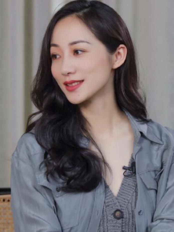 坚守真我，笑对浮华——韩雪的坚持与独行