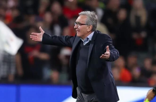 截至目前，世界足坛国家队最差三大主教练。
1.多里瓦尔：巴西队主教练，巴西队的球