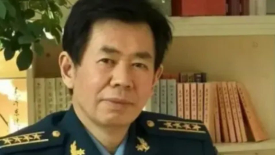 “中国人始终在纠结是谁开的第一枪！就算日本人把首都占领了，我们还在纠结这样一件毫