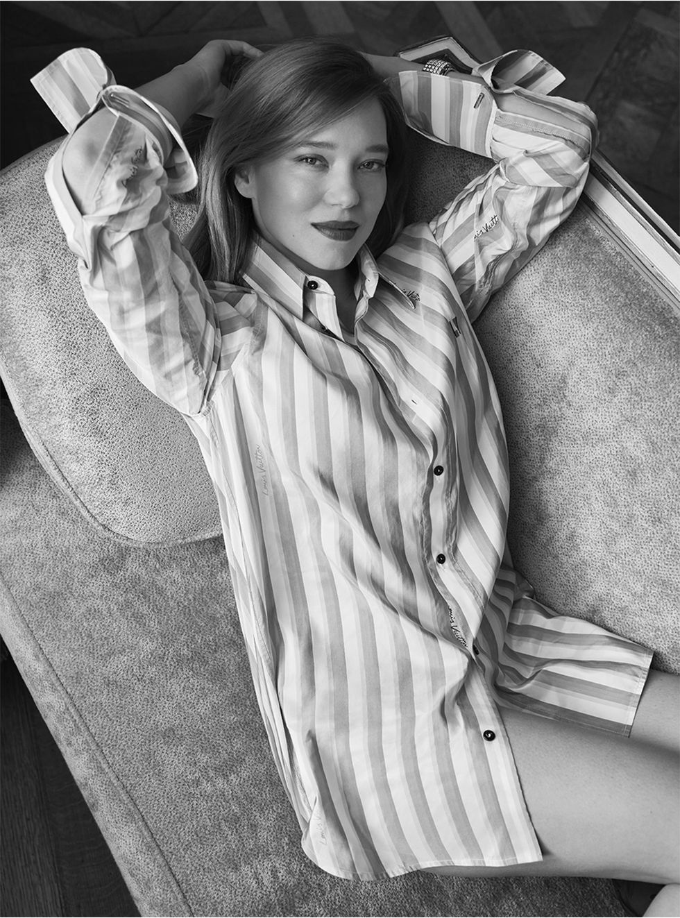 蕾雅·赛杜（Léa Seydoux）为英版《时尚芭莎》杂志拍摄全新封面与写真！
