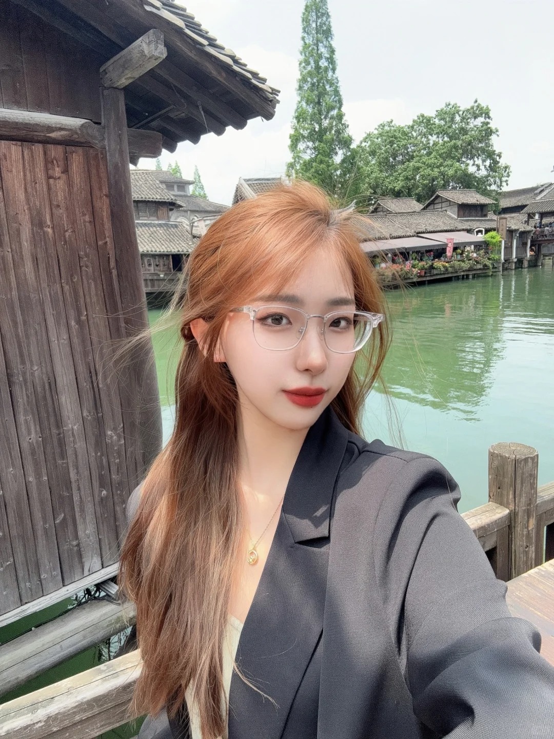 再也不想一个人旅游了
一个人玩是真的没意思啊，美丽的风景都没人可以分享，再也不自