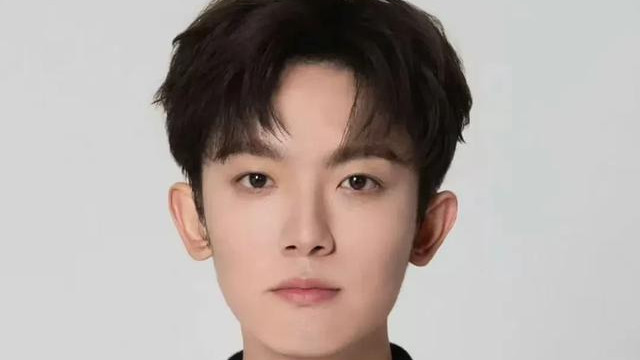 笑晕了，群演否认李明德耍大牌，马天宇自辩漏洞百出，评论区笑死