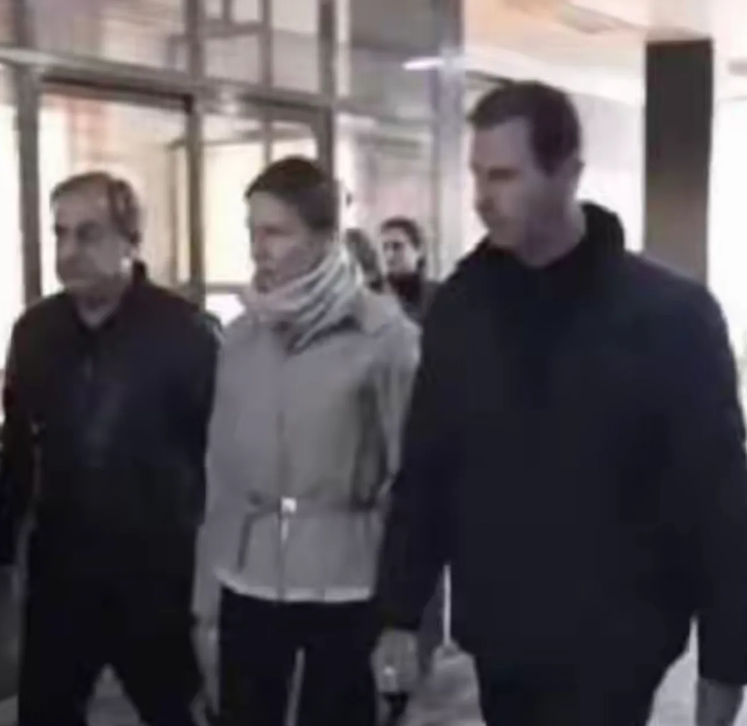 阿萨德还活着！与妻子一起抵达莫斯科！
