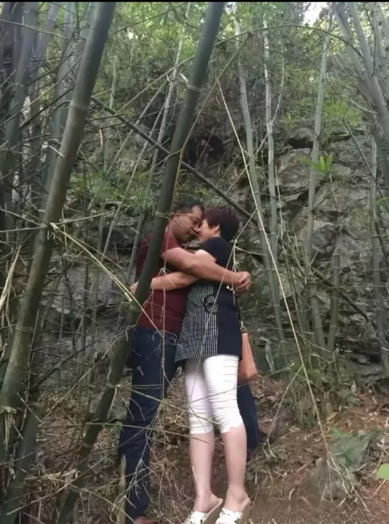 爱在深处，也情难自禁，不容易啊