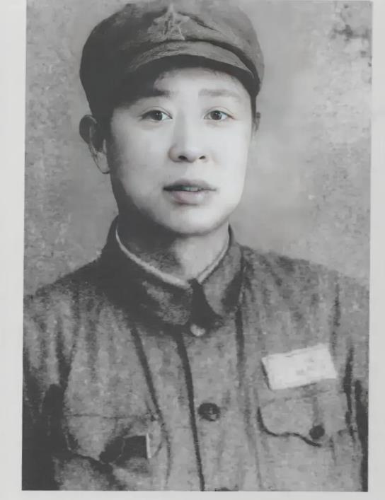 1944年，周迪道在一次秘密行动中被捕。面对日军的严刑拷打，他表面上屈服，假意投