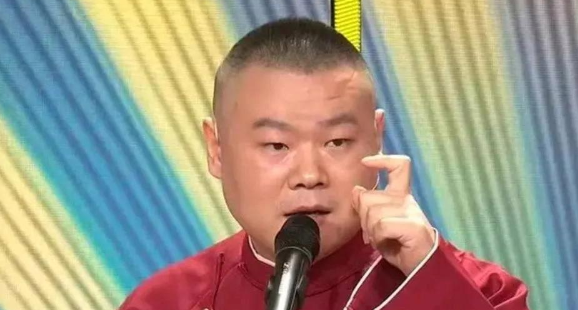 今年春晚如果岳云鹏还照着搞念，网友都不会答应。

毕竟，在过去的一年里，他似乎更