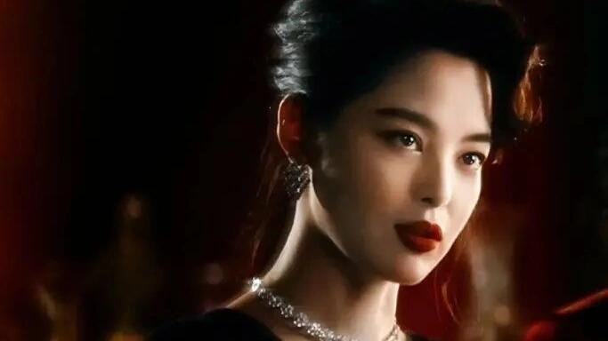 辛芷蕾与翟天临，风雨同舟共谱爱情传奇