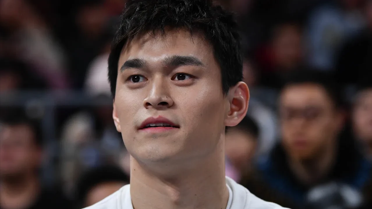 孙杨强势回归，400米自由泳预赛他拿了第一，3 个事实必须承认：
1. 得承认，
