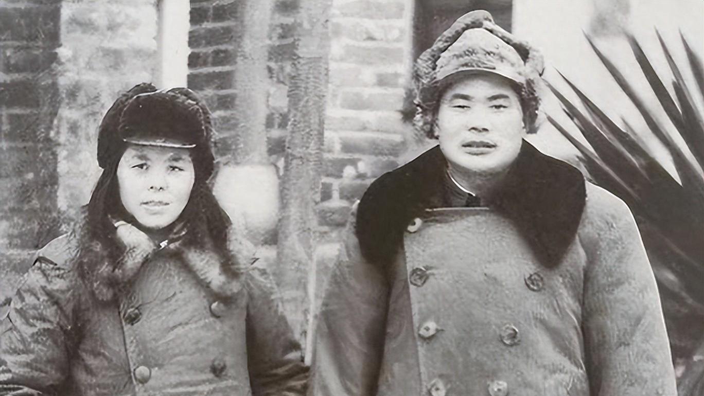 抗战中倒霉的姑娘，父亲为100大洋拒绝求亲，55年后男方授上将