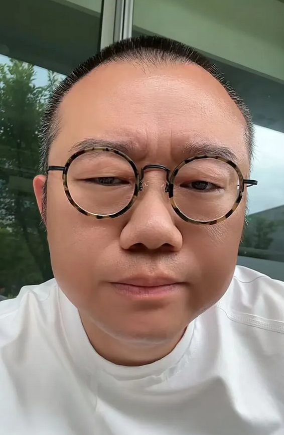 涂磊康复，出来回应了：
开始厌恶这个世界了，失望了，因为某音评论里对他恶毒的诅咒