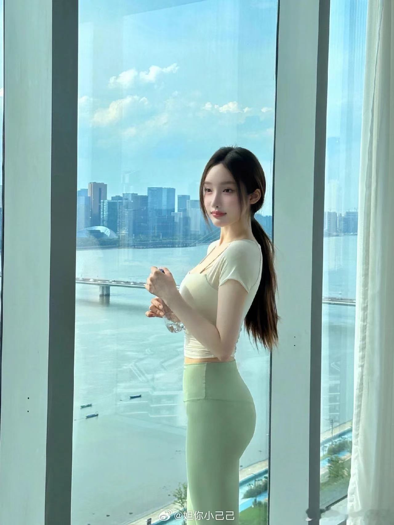 我的动作标准吗有懂的人评价一下吗哈哈哈哈哈