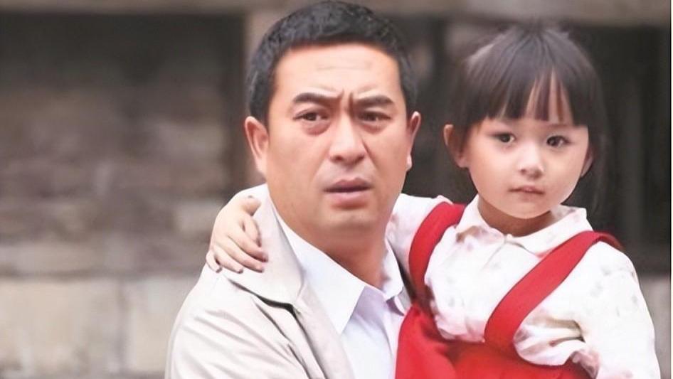 从童星到少女，曾被封"禁整容令"的刘楚恬，成长蜕变惊艳众人！