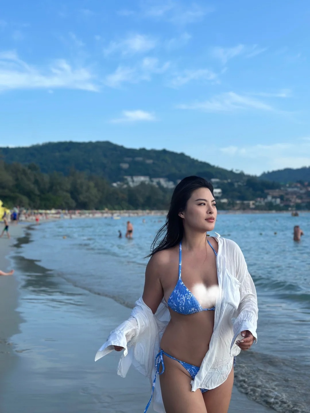 145斤，在海边没有任何身材焦虑
#海边穿搭 #今日份海边 #比基尼拍照 #旅游