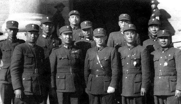 王劲修中将，起义后副司令，为何自尽成谜？
