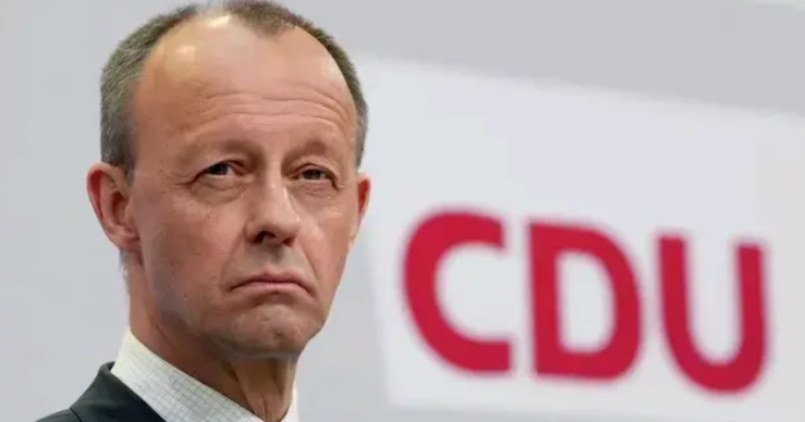 德国强势回应了！
德国大选领先者梅尔茨表示，美国对支持乌克兰相当的冷漠，所以现阶