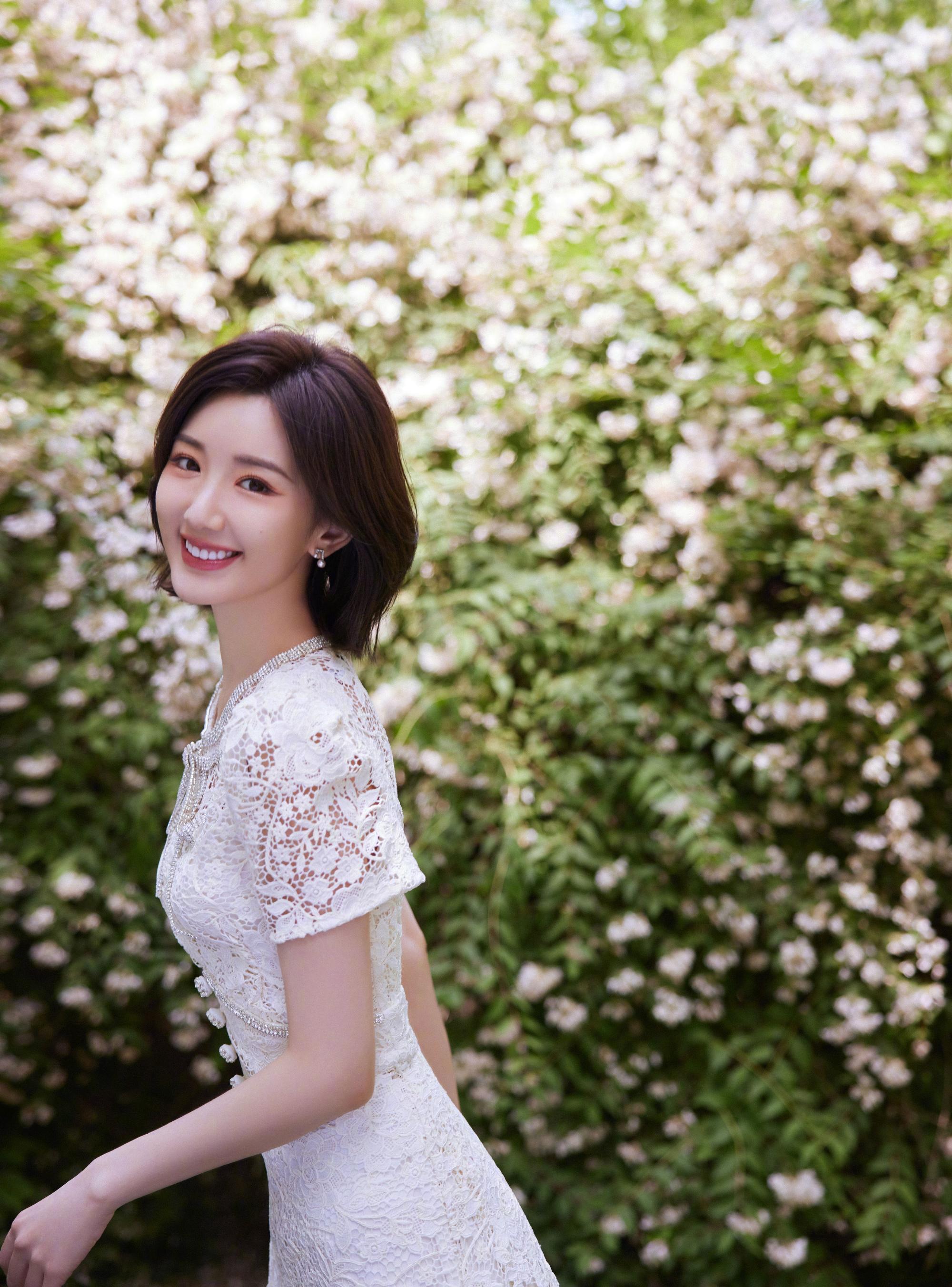 毛晓彤甜美人设依旧火