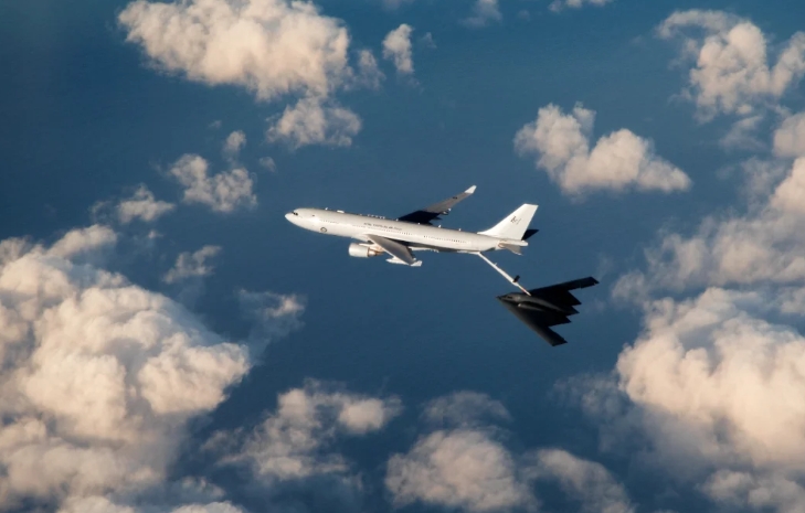 隐形轰炸机B-2，B-2轰炸机在1997年进入美国空军，是美国空军部队的重要力量