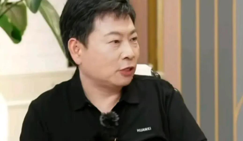 余承东回应享界S9飞坡事件，给钱就好评，不给钱就搞你。

说来也巧，华为进入手机