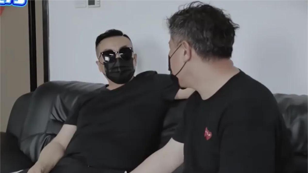 怕不是亲生的吧，陈晓居然拿儿子跟袁姗姗开荤段子，震碎三观