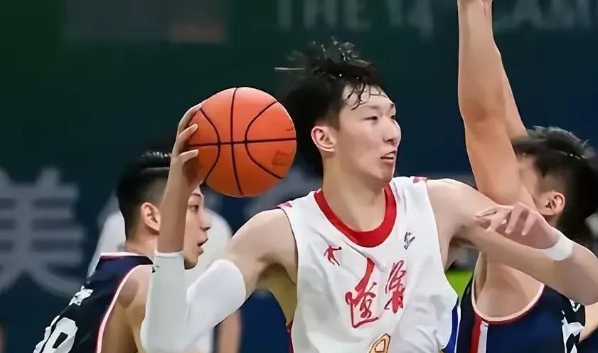 广东队放走的可是当今国家队的正副队长，管理层太没眼光了吧？球迷总是能想到不一样的