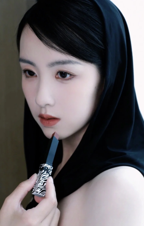 陈都灵——气质高雅