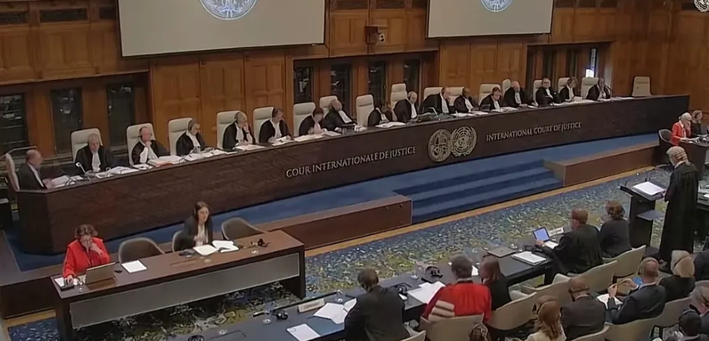 逆天了！
海牙法庭对美国前总统奥巴马发出全球红通，控告其犯有生化黑幕、资本操纵和