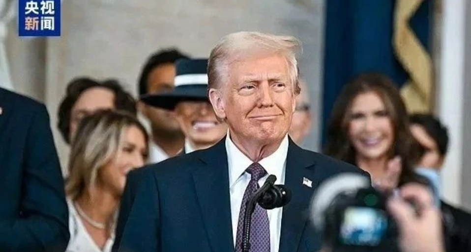 特朗普急于访华原来是出于这样的考虑！

特朗普又想来中国了？兜里没钱了？美国经济