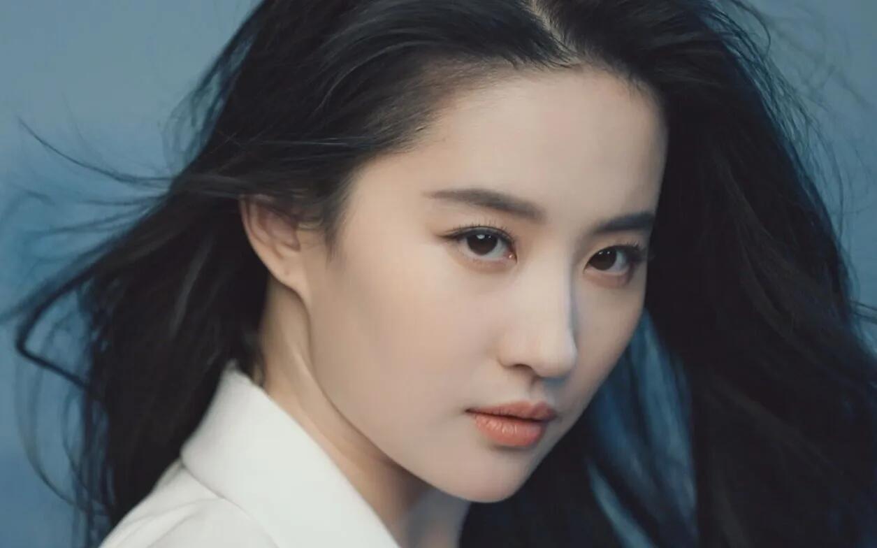 刘亦菲力挺徐海乔，披哥初舞台获赞无数
