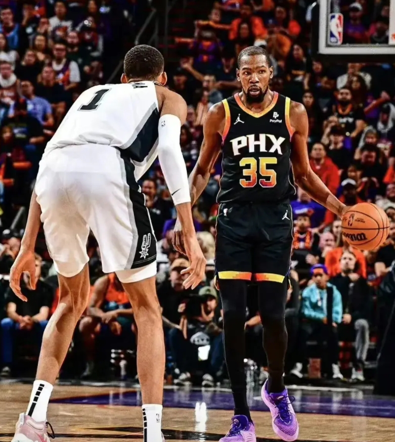 本赛杜兰特和文班亚马，根本不是同一个级别的对手！

1.杜兰特打了534分钟  