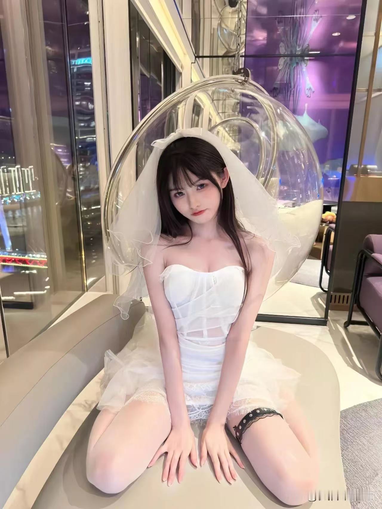 大哥出差了我又来看嫂子了哈哈哈哈哈