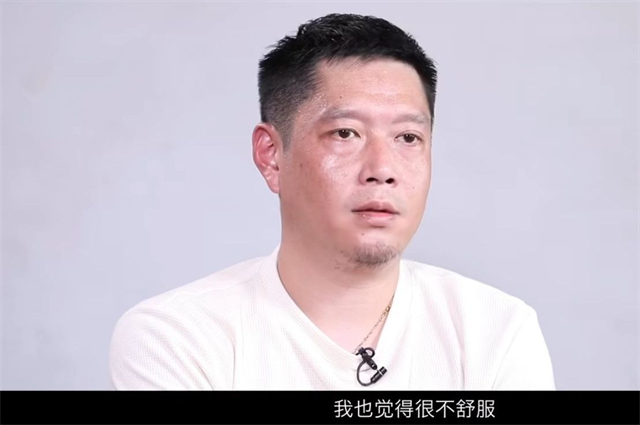 近日，孙颖莎主管教练邱贻可在接受采访时透露，由于他不是王皓、马琳、肖战这样的专项