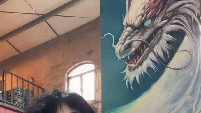 “29岁百万粉丝网红‘咖啡’因直肠癌离世