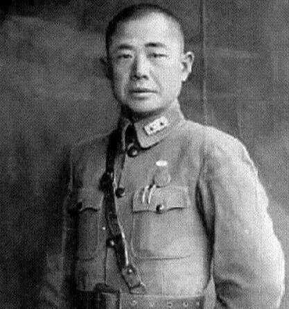 1949年8月4日，陈明仁率部起义，几天后他急电四野首长，让派兵平叛，原来有四万