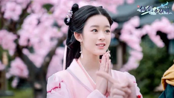 她演过杨幂、赵丽颖童年，今长大很漂亮，新剧《楚乔传2》演楚乔