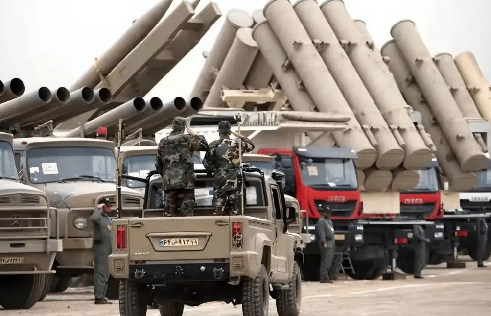 以色列刚结束，伊朗就准备反击。

当地时间10月26日，据伊朗塔斯尼姆通讯社报道