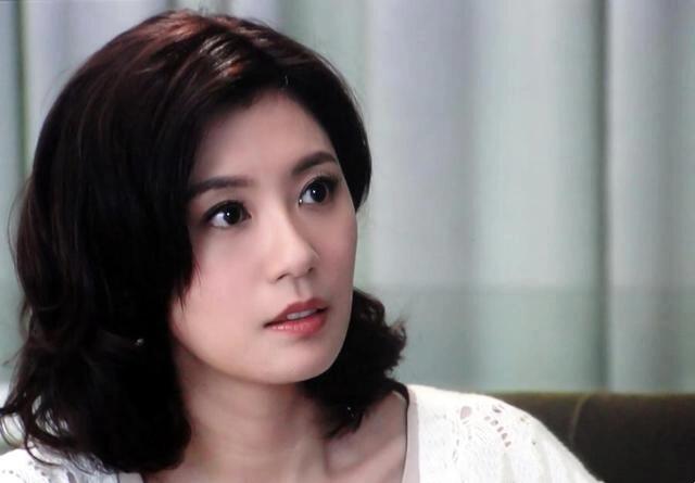 贾静雯：从甜美外貌到扎实演技的魅力之旅