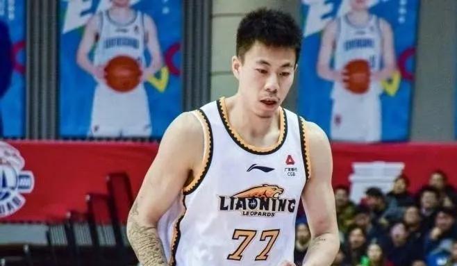 丢人！辽宁94:95山西，一战看清3位球员
1.张镇麟
打得有点挣扎，该投不投，