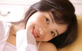 堂弟上班后，公司不仅美女如云，还发现美女同事好像对他勾手指...