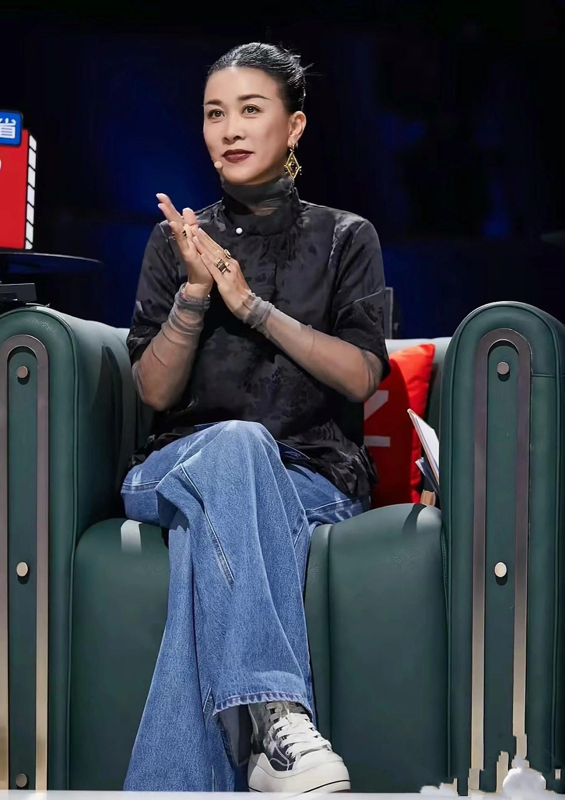 她们穿新中式都好漂亮