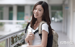 开学上错车，男司机造谣我有性瘾