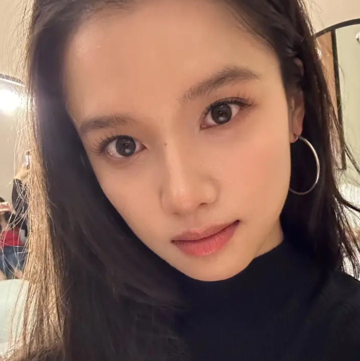 张婧仪的模样怎么水平