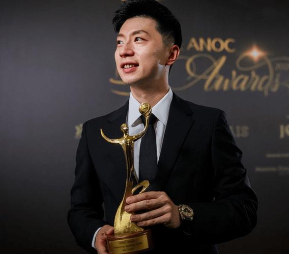 果然，亚裔始终是亚裔！中国人就是中国人！